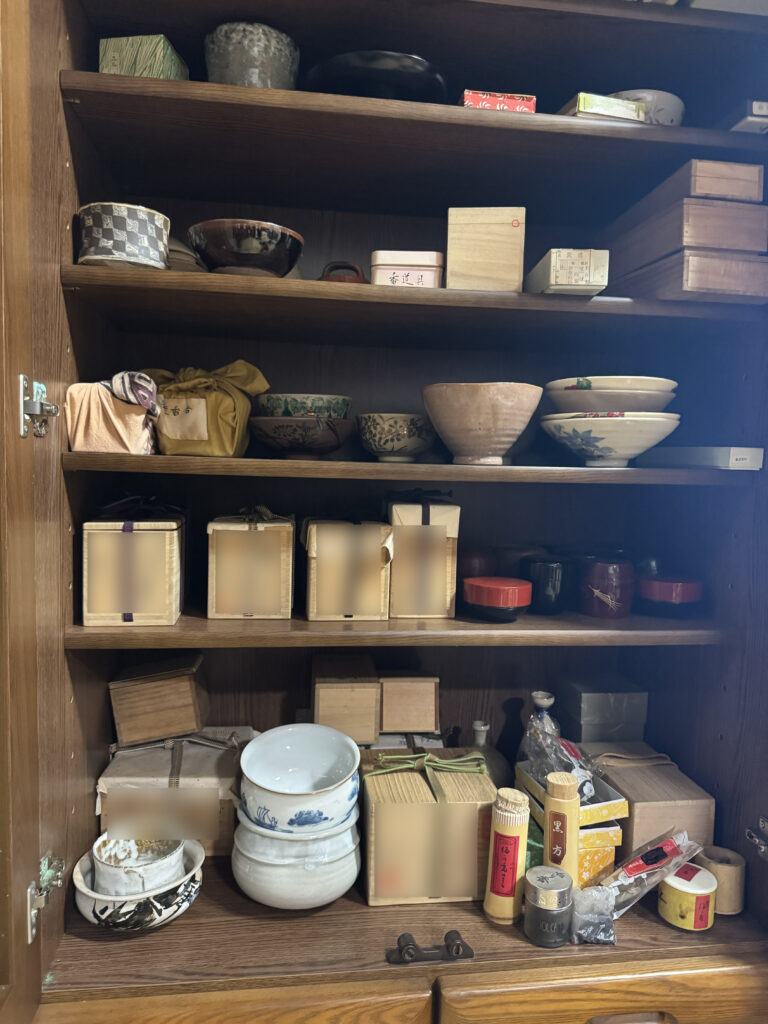 高知
骨董屋
出張買取
鑑定無料
査定無料
出張費無料
現金買取
空き家片付け
遺品整理
コレクション整理
着物買取
こっとうアンティークやまもと
買取のやまもと